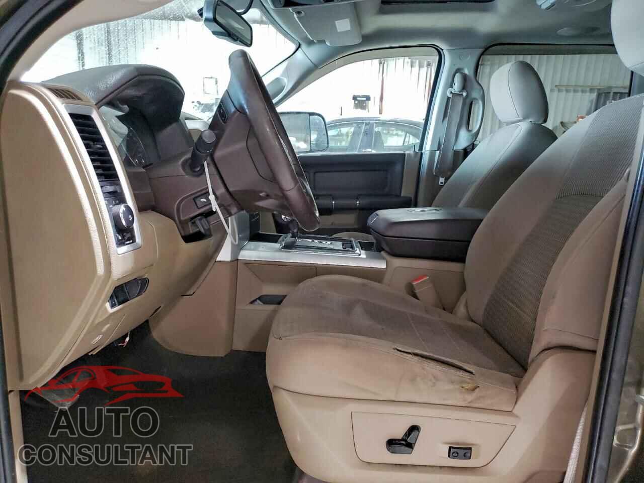 DODGE RAM 1500 2012 - 1C6RD7LT8CS153834