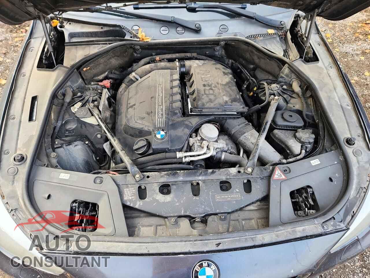 BMW 5 SERIES 2012 - WBASP2C59CC338875