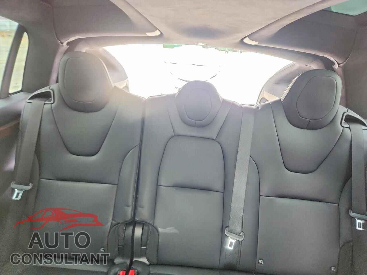 TESLA MODEL X 2020 - 5YJXCDE23LF299528
