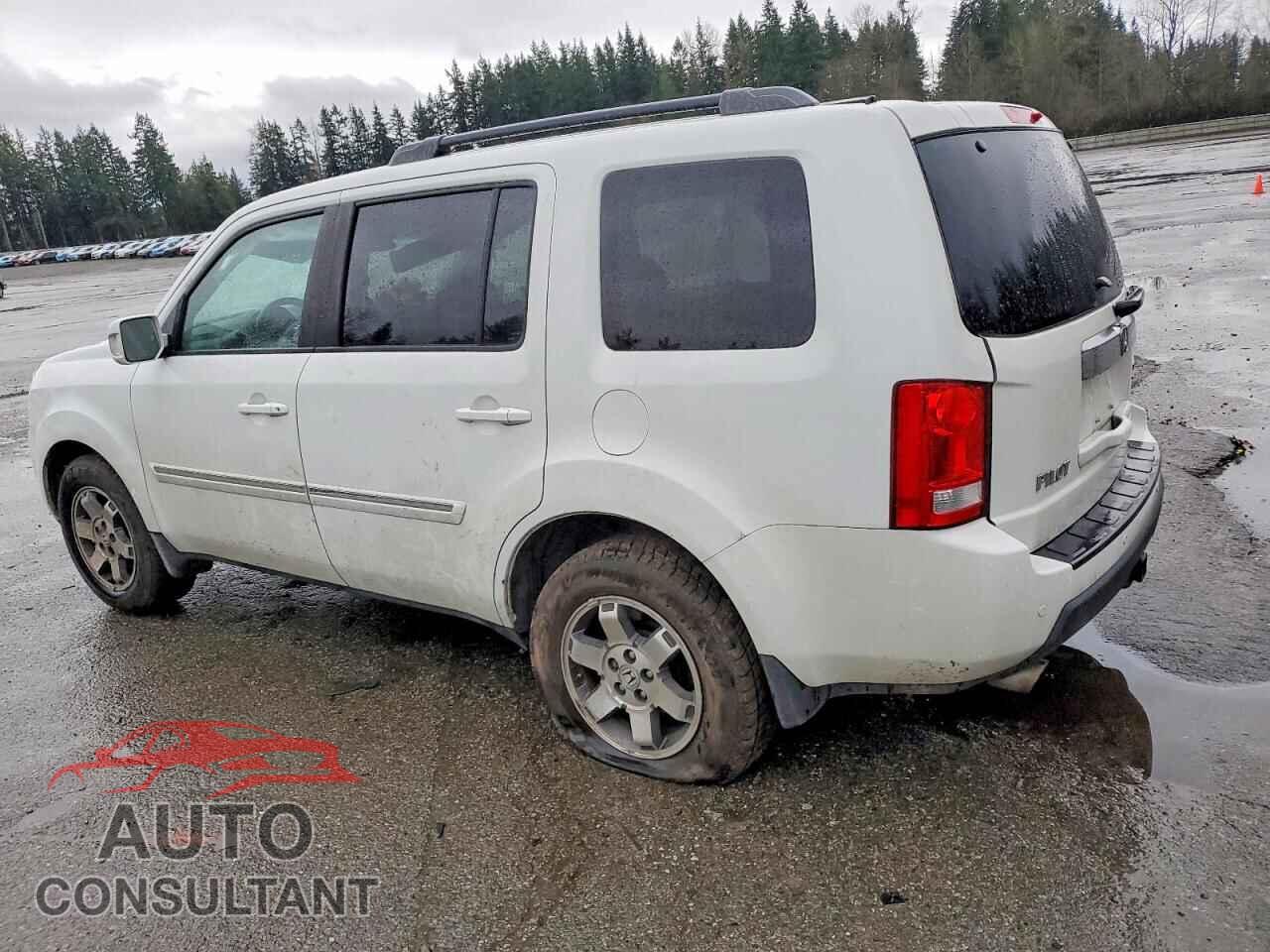 HONDA PILOT 2011 - 5FNYF4H96BB084180