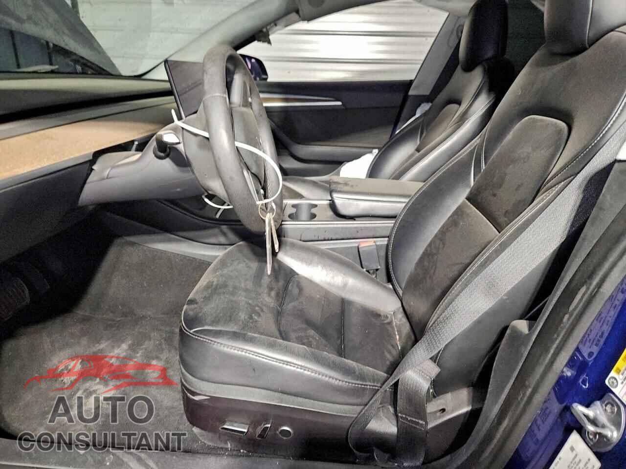 TESLA MODEL 3 2023 - 5YJ3E1EA7PF449063