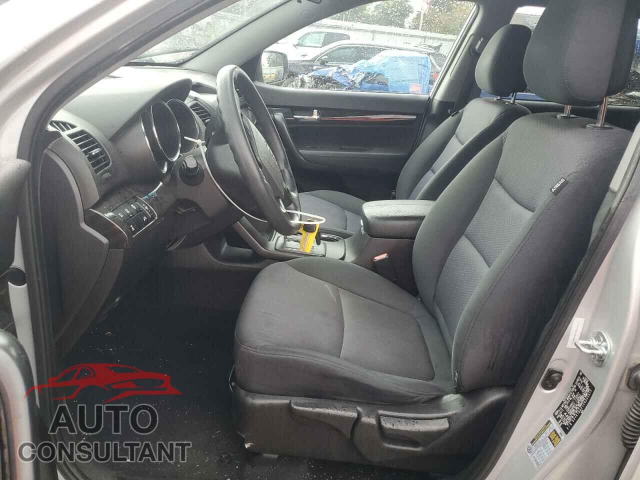 KIA SORENTO 2012 - 5XYKTDA21CG245413