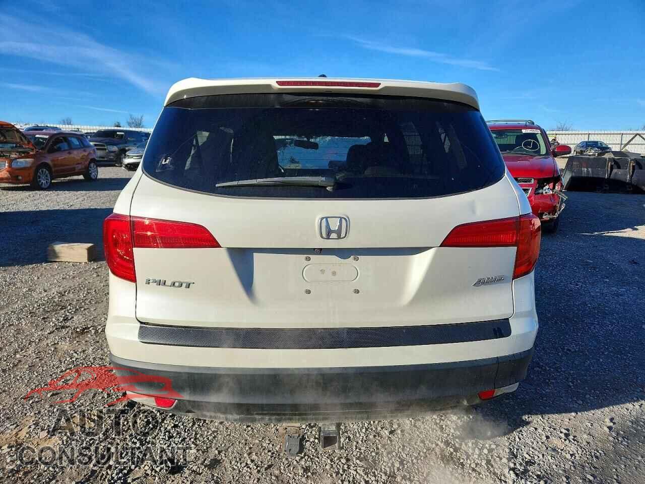 HONDA PILOT 2017 - 5FNYF6H5XHB057839