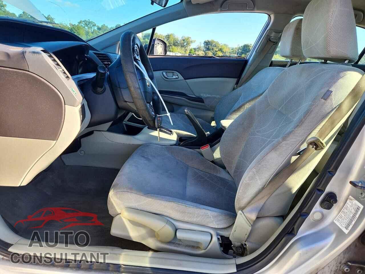 HONDA CIVIC 2012 - JHMFB2F58CS004873