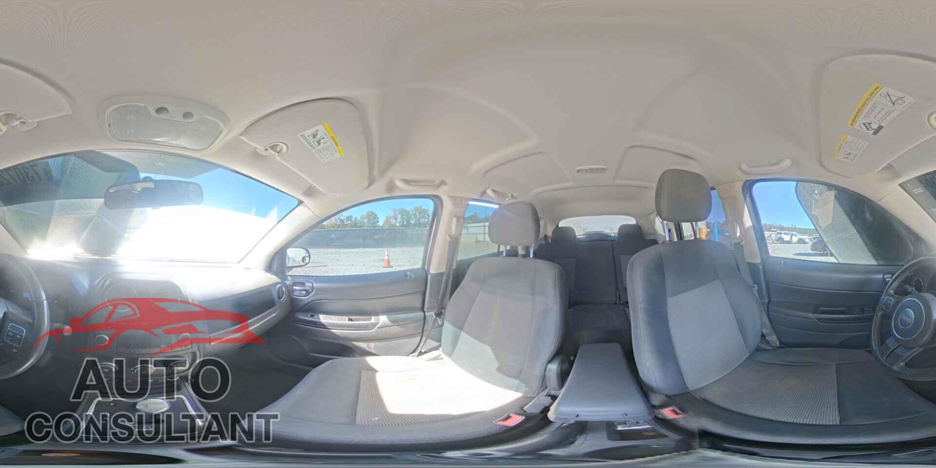 JEEP COMPASS 2011 - 1J4NF1FB5BD283570
