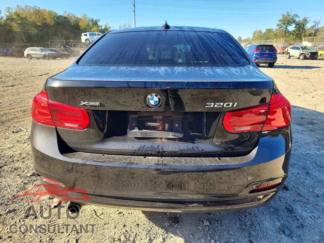 BMW 3 SERIES 2017 - WBA8A3C5XHK691429