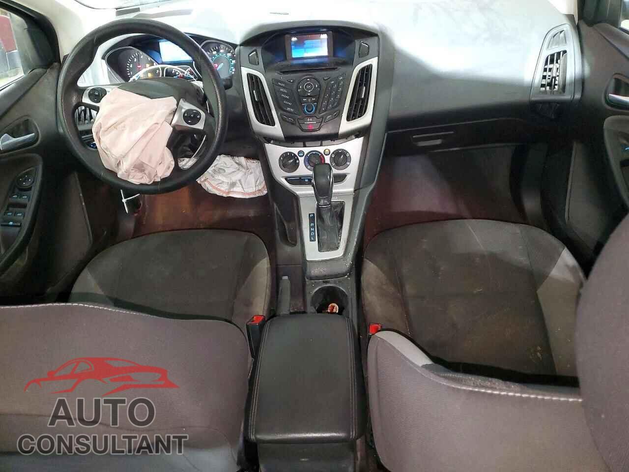 FORD FOCUS 2014 - 1FADP3F28EL368977