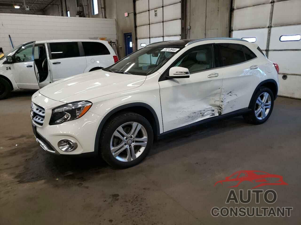 MERCEDES-BENZ GLA-CLASS 2018 - WDCTG4GB9JJ371428