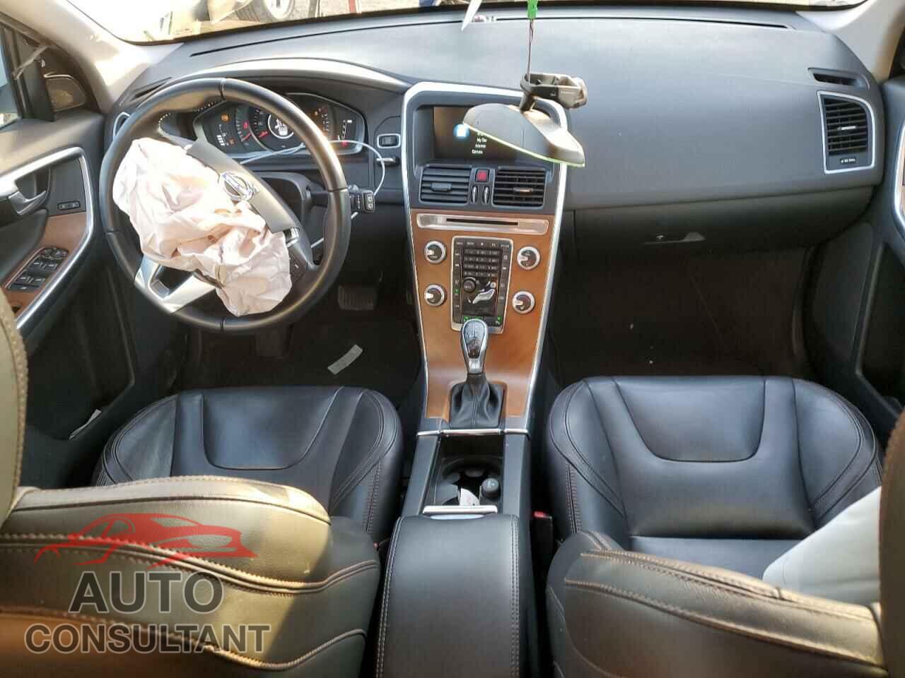 VOLVO XC60 2017 - YV440MRU4H2000580