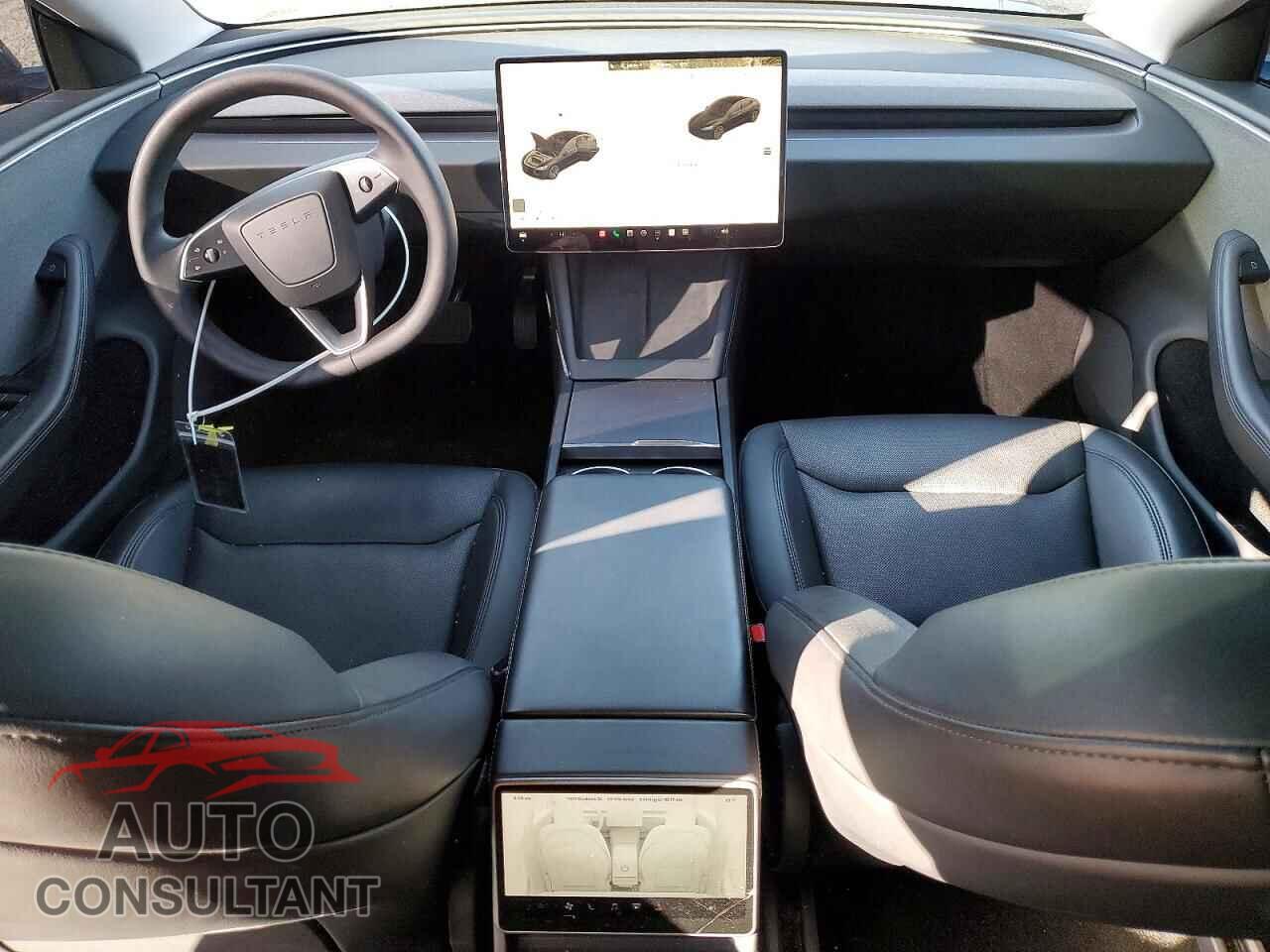 TESLA MODEL 3 2024 - 5YJ3E1EA3RF729212