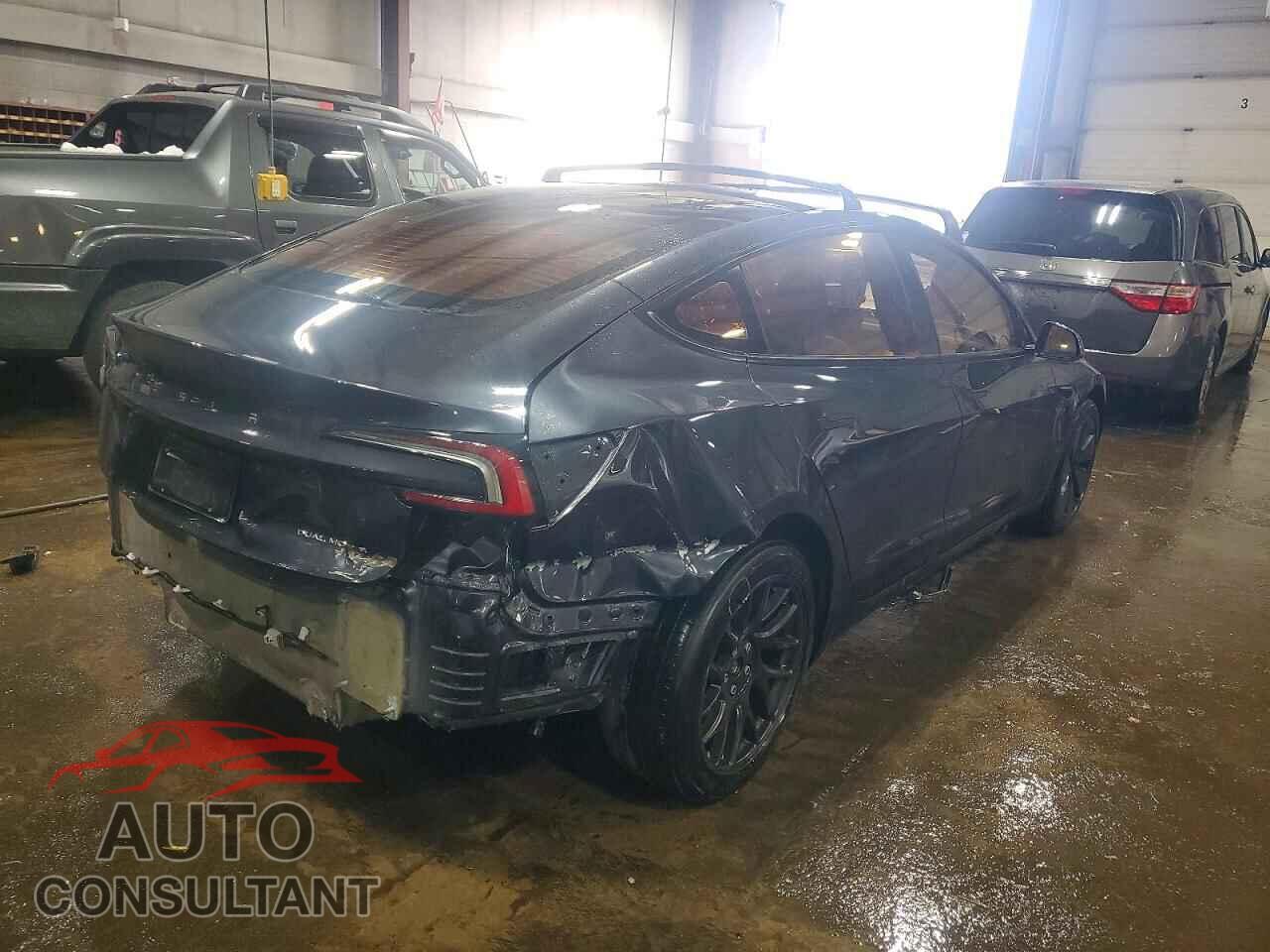 TESLA MODEL 3 2024 - 5YJ3E1EB3RF801969
