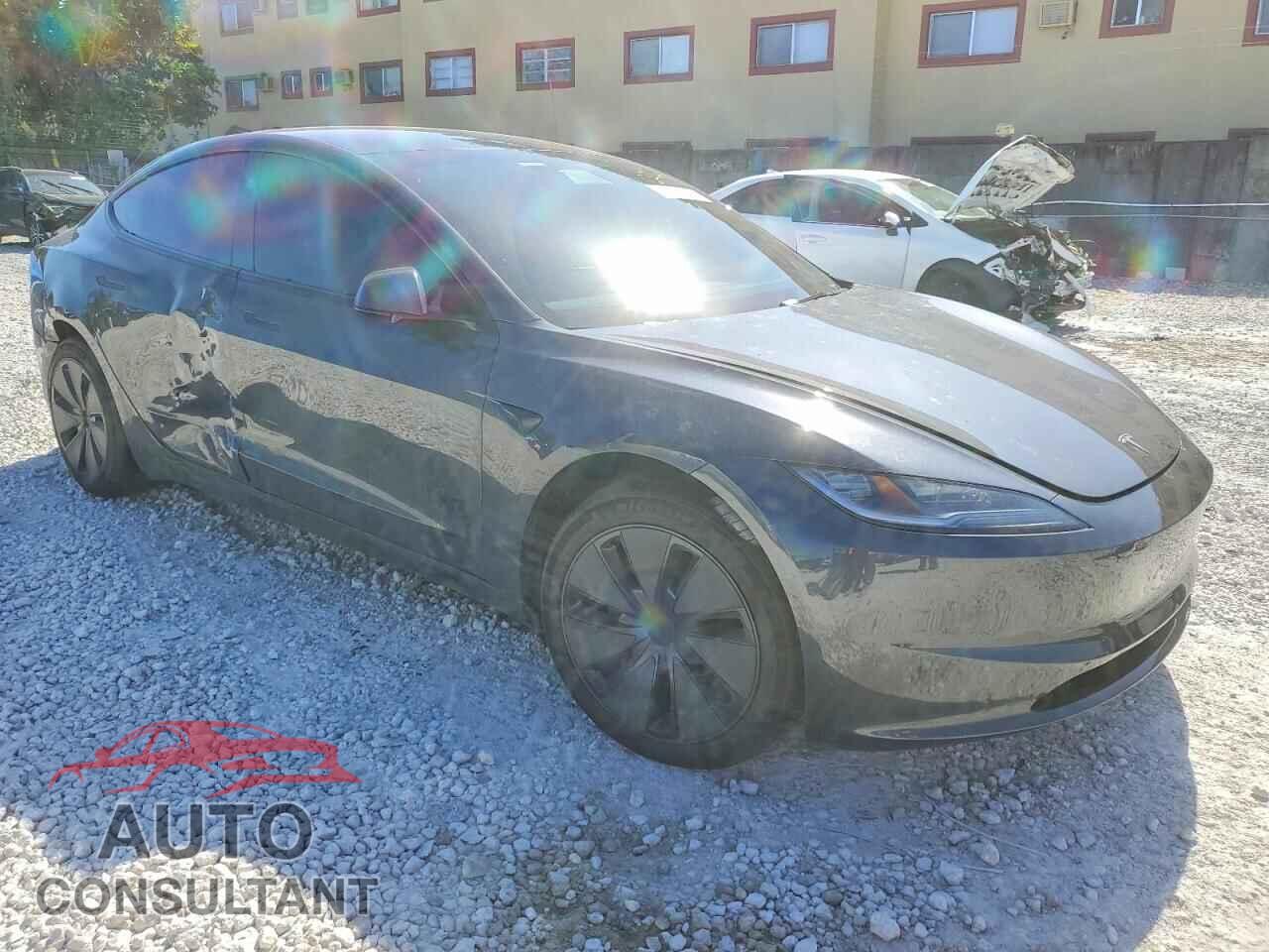 TESLA MODEL 3 2025 - 5YJ3E1EA2SF987002