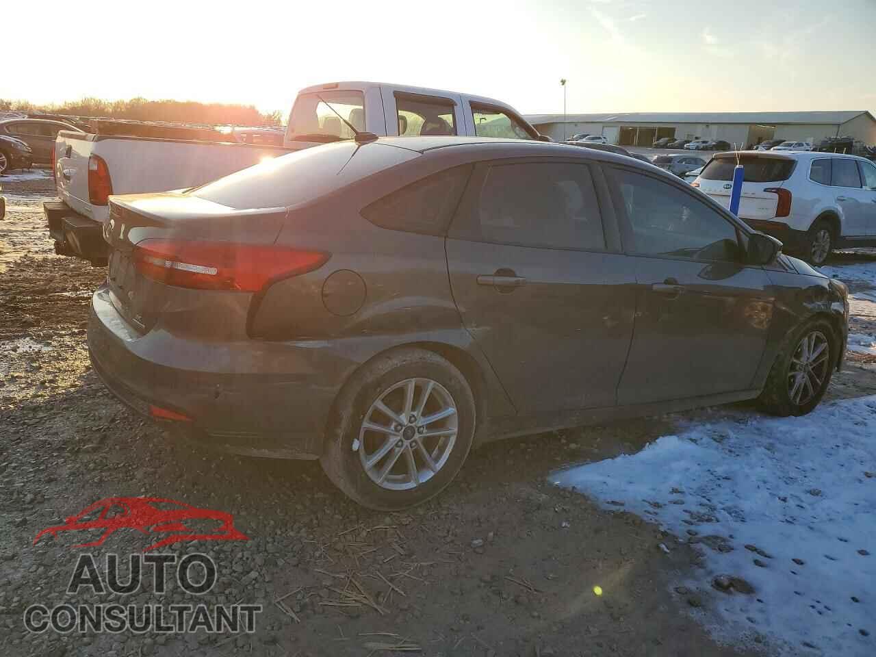 FORD FOCUS 2015 - 1FADP3F29FL246873