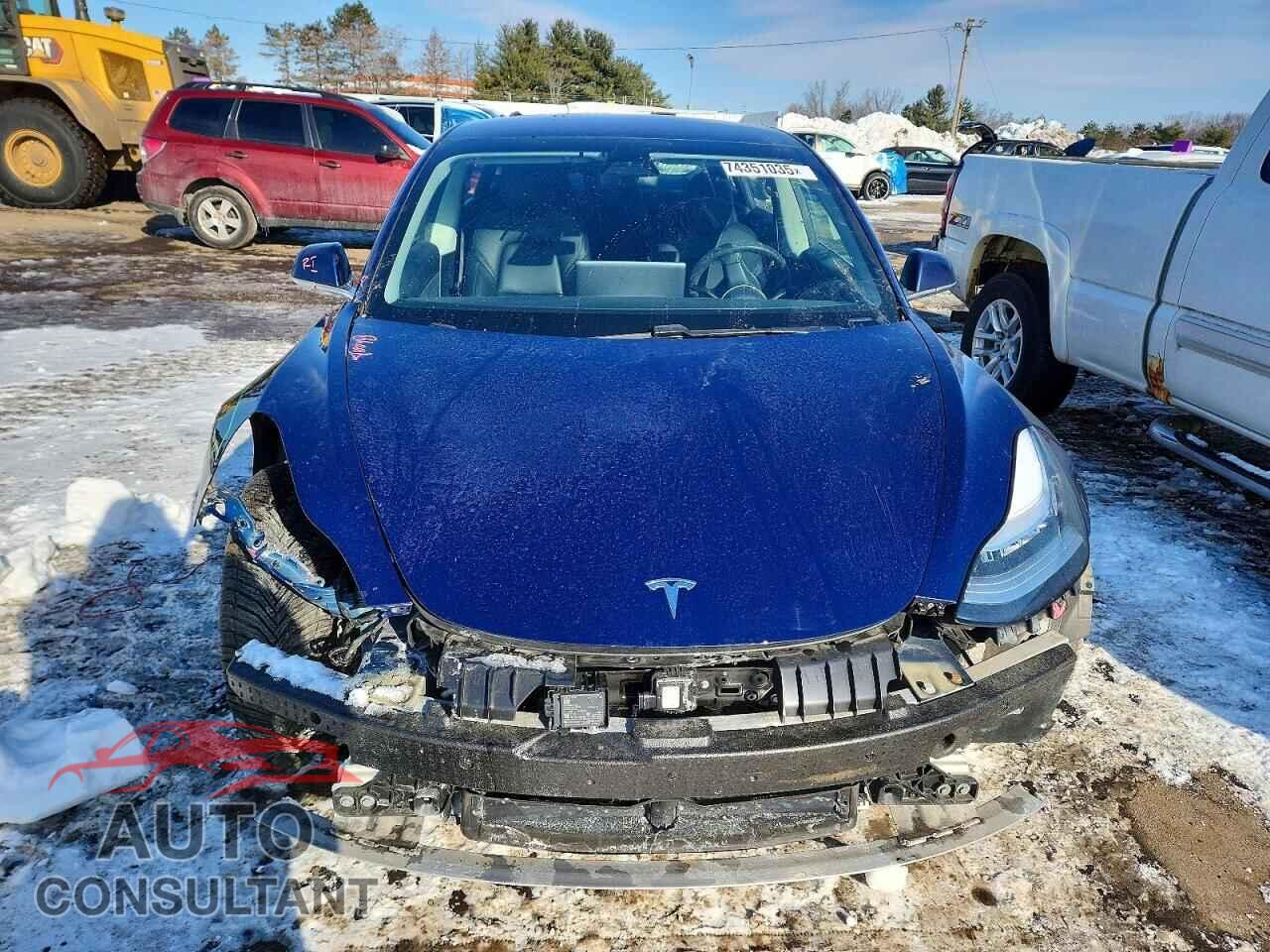 TESLA MODEL 3 2018 - 5YJ3E1EB5JF088450
