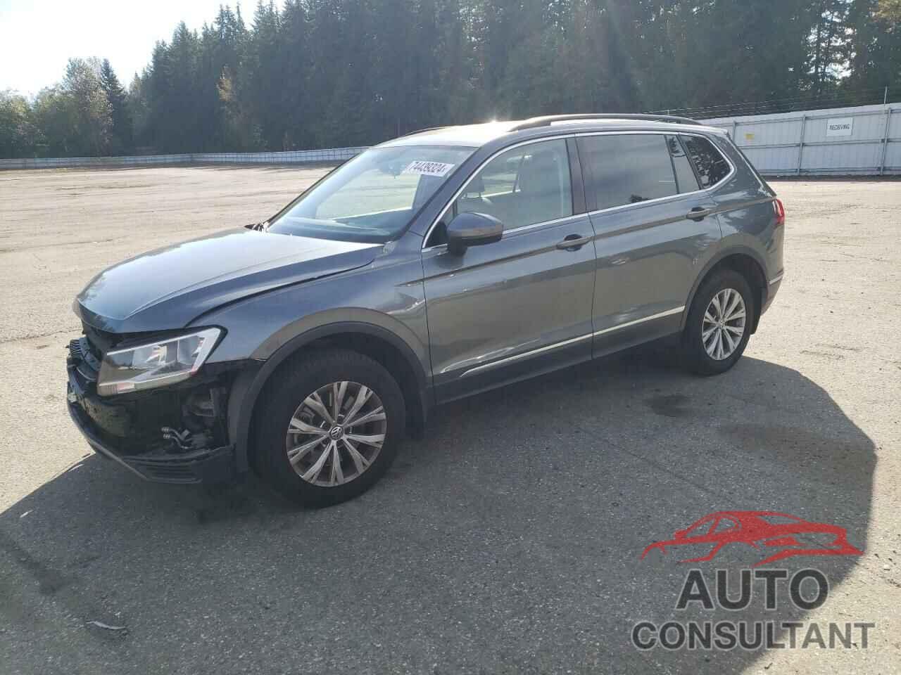 VOLKSWAGEN TIGUAN 2018 - 3VV2B7AX5JM181586