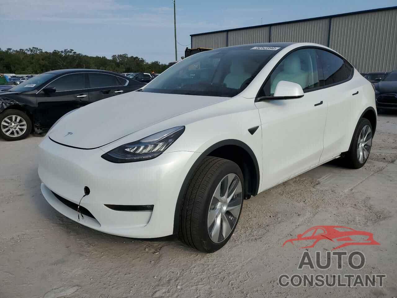 TESLA MODEL Y 2023 - 7SAYGDEE8PF613279