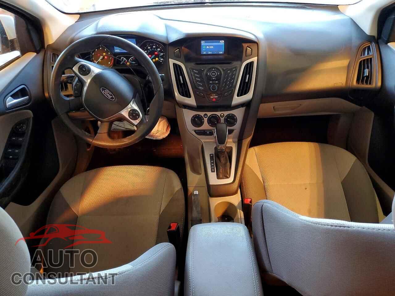 FORD FOCUS 2014 - 1FADP3F27EL430708