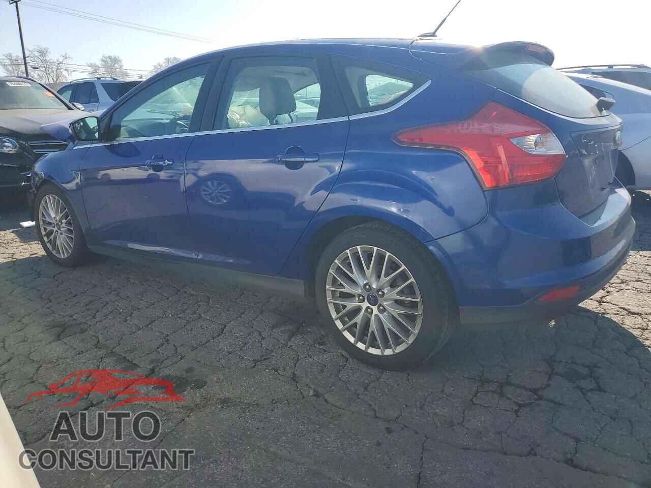 FORD FOCUS 2012 - 1FAHP3M28CL362579