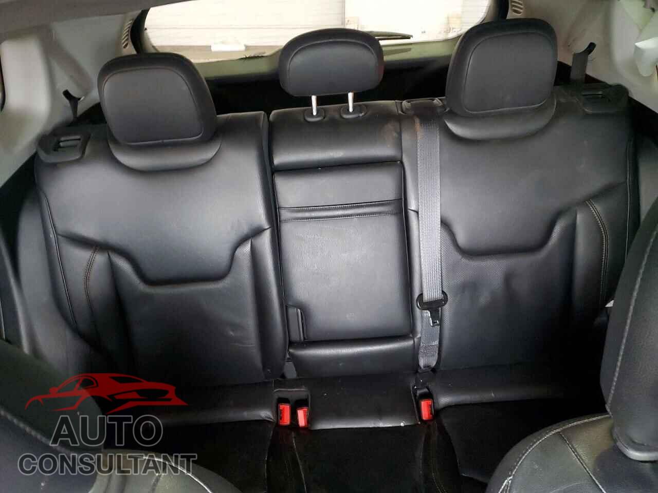 JEEP COMPASS 2018 - 3C4NJDCB0JT200310