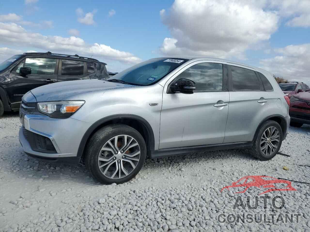 MITSUBISHI OUTLANDER 2019 - JA4AR3AU7KU012617