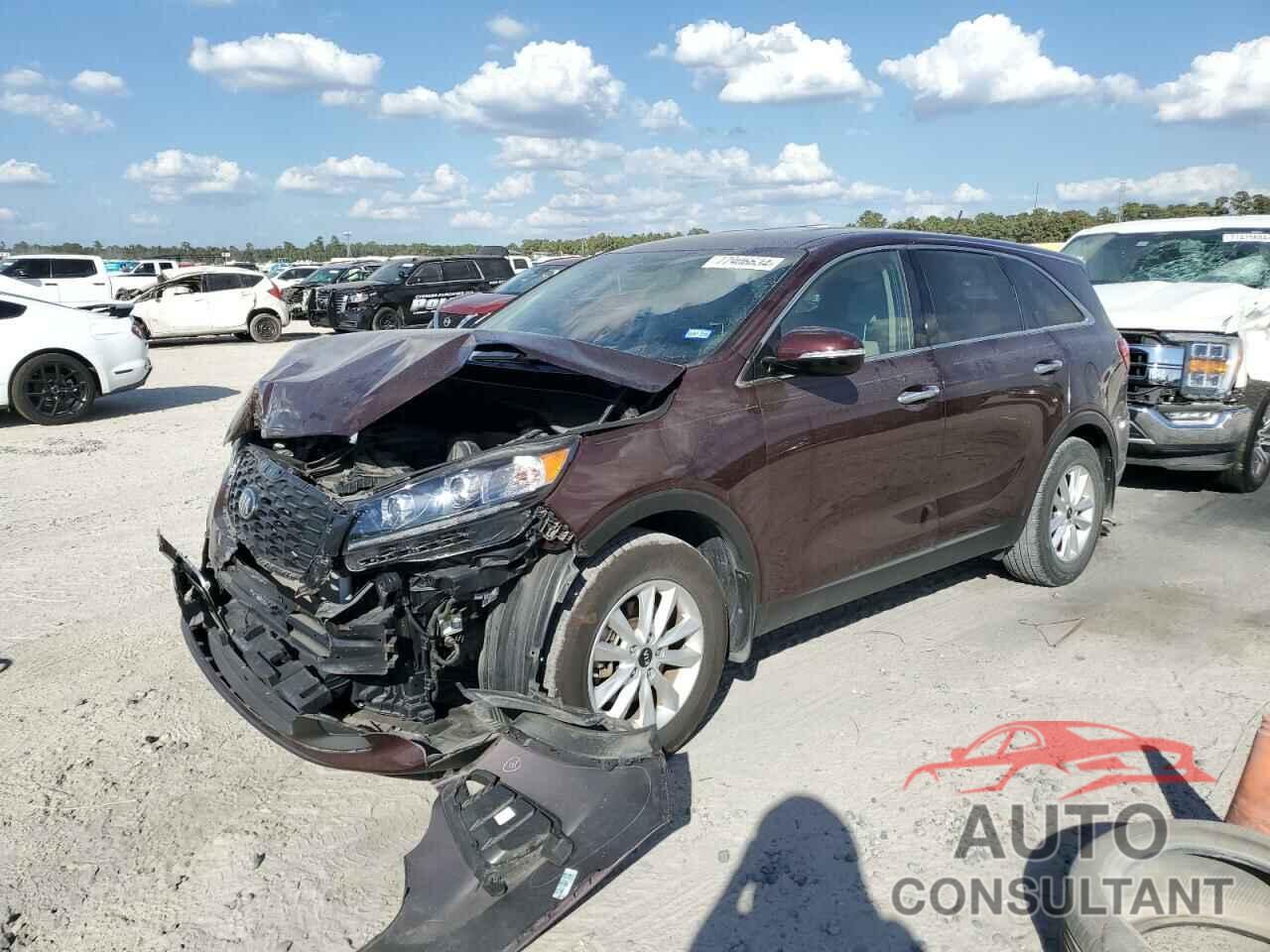 KIA SORENTO 2019 - 5XYPG4A3XKG568313