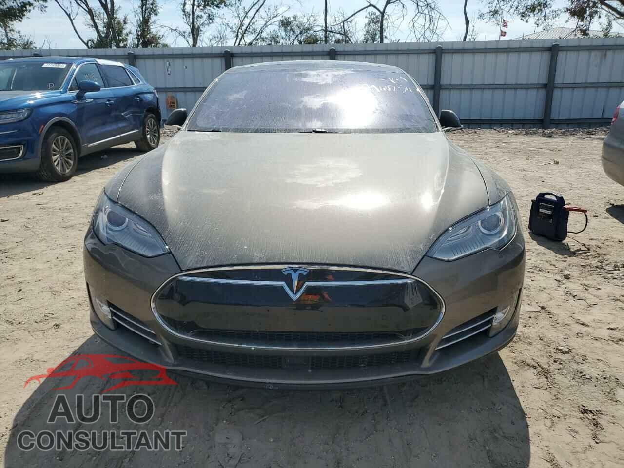 TESLA MODEL S 2016 - 5YJSA1E20GF129938