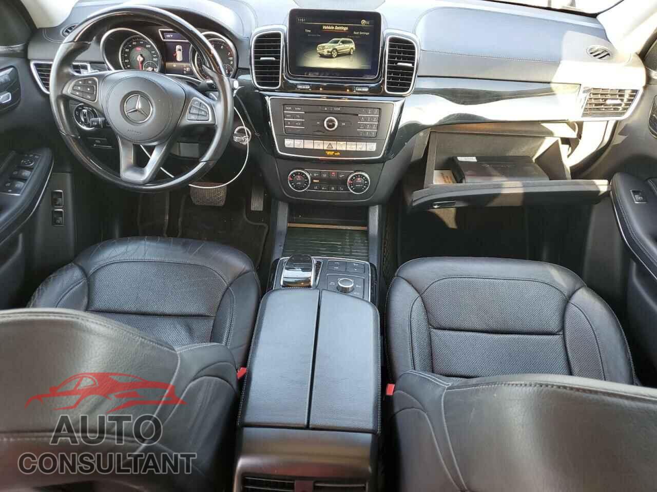 MERCEDES-BENZ GLS-CLASS 2018 - 4JGDF7DE6JB024366