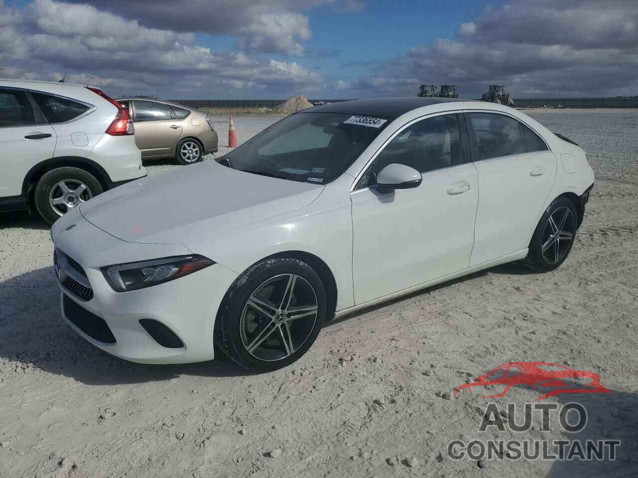 MERCEDES-BENZ A-CLASS 2019 - WDD3G4EB7KW006605