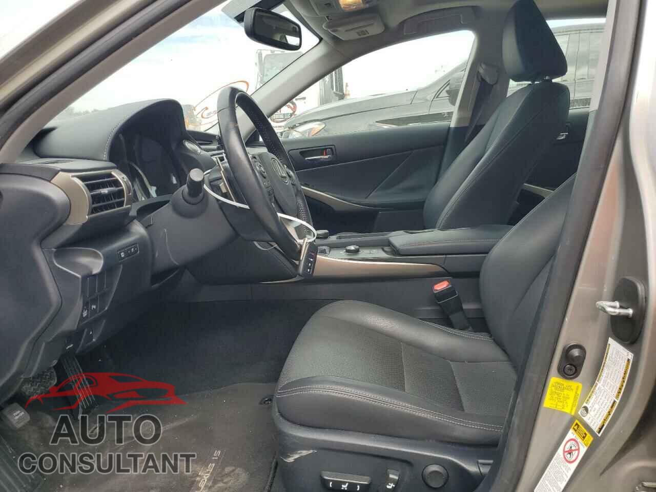 LEXUS IS 2015 - JTHBF1D25F5071830