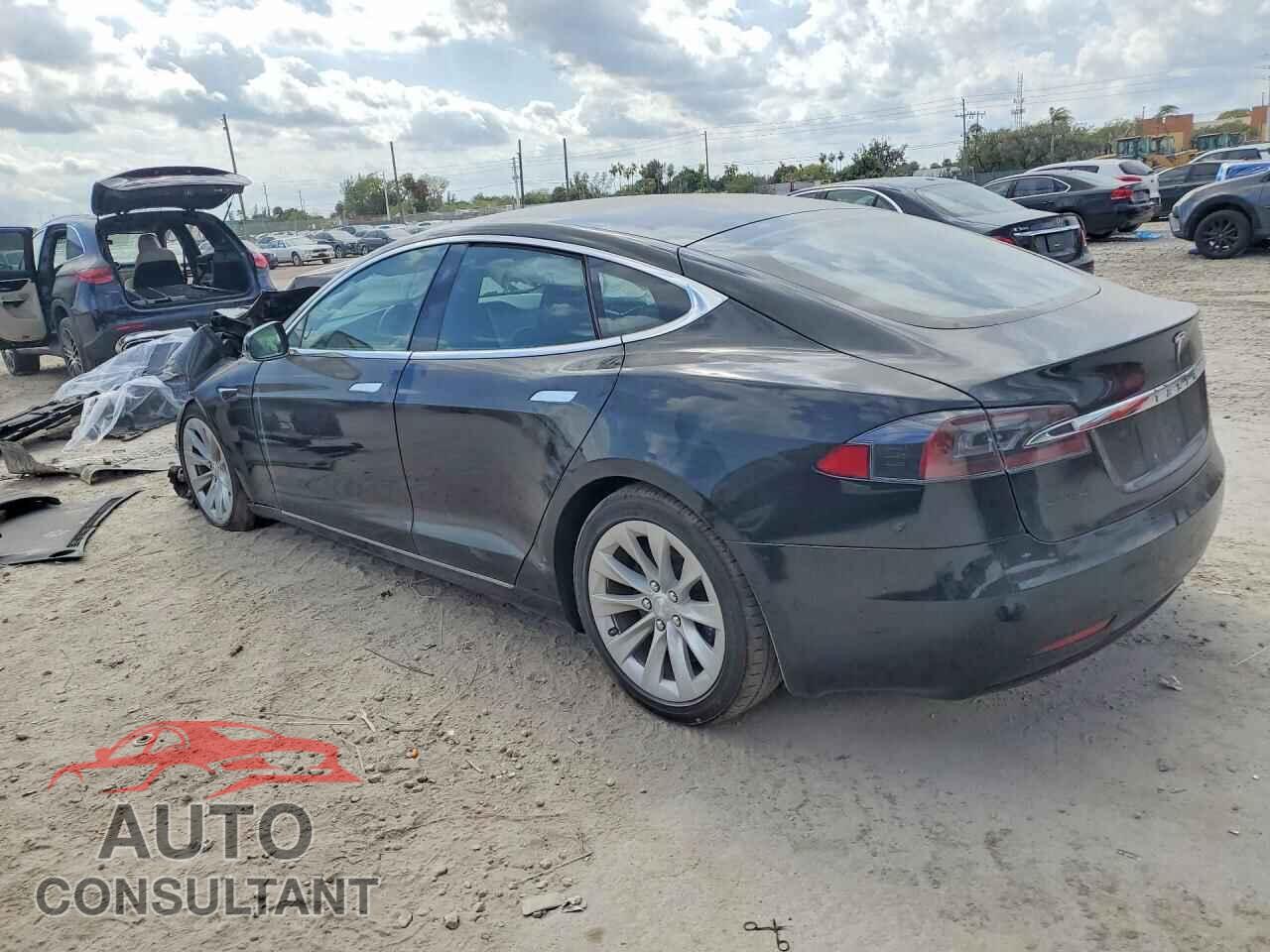 TESLA MODEL S 2020 - 5YJSA1E20LF358954
