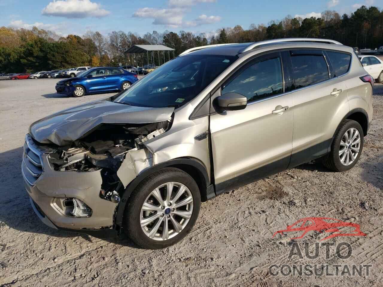 FORD ESCAPE 2017 - 1FMCU9J90HUD03573