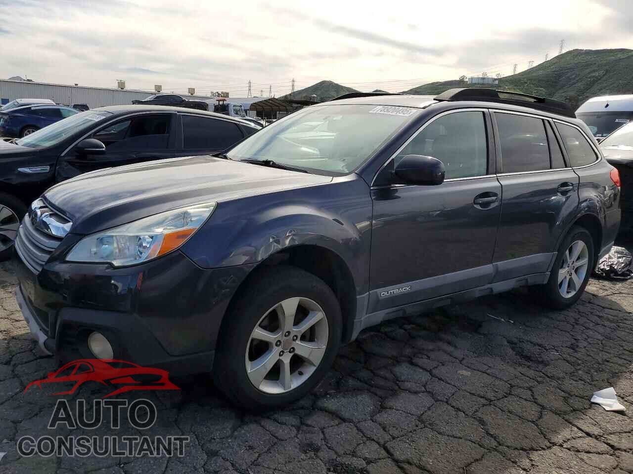 SUBARU OUTBACK 2013 - 4S4BRBGC0D3211533