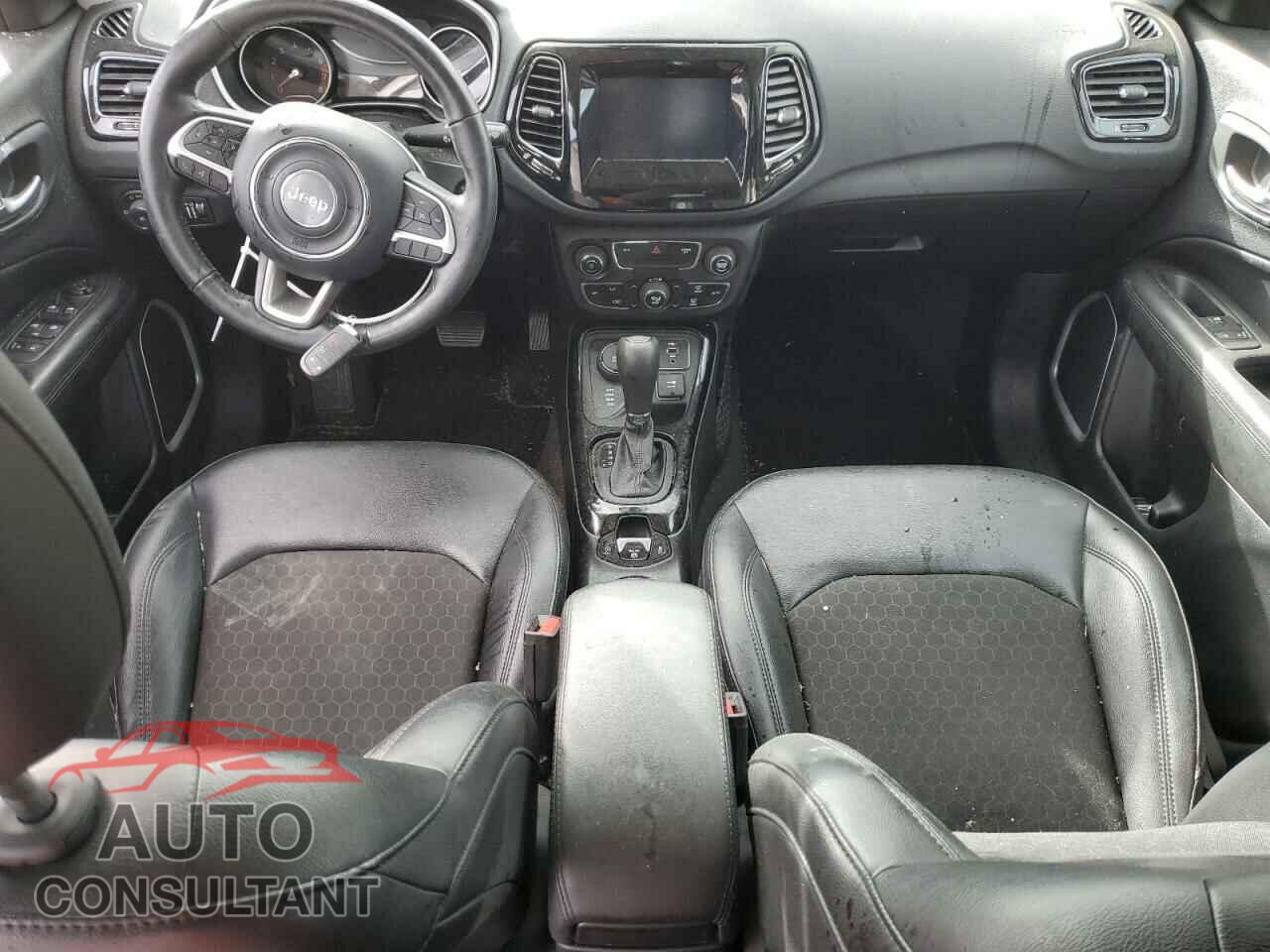 JEEP COMPASS 2019 - 3C4NJDBB7KT674077