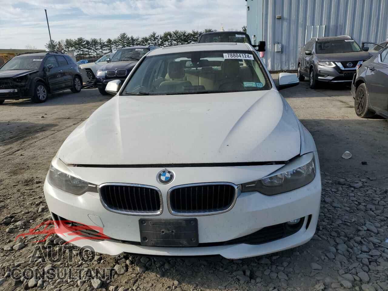 BMW 3 SERIES 2013 - WBA3C3C59DF981104
