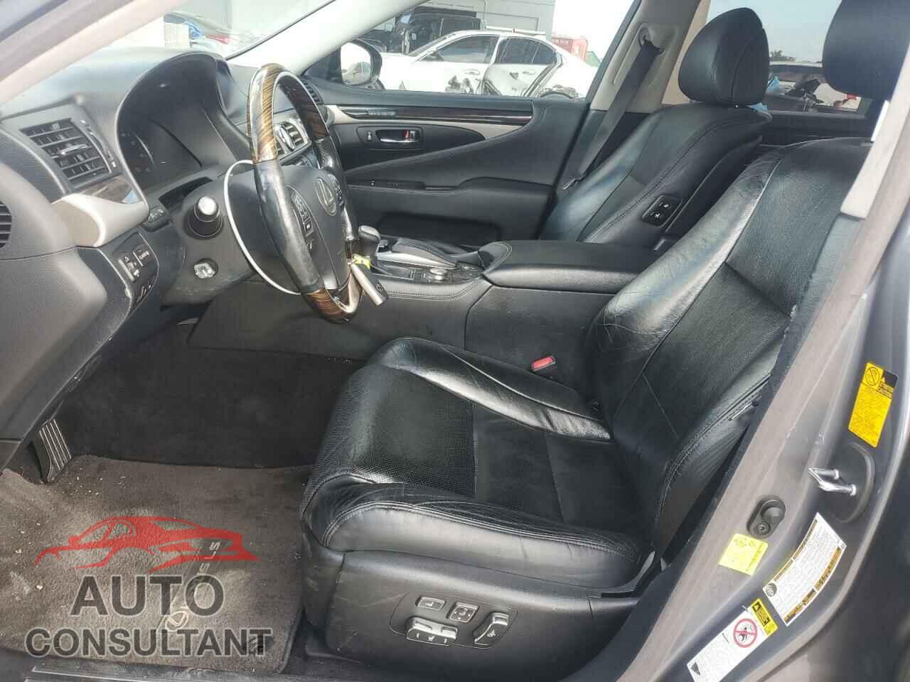 LEXUS LS460 2013 - JTHBL5EF3D5124846
