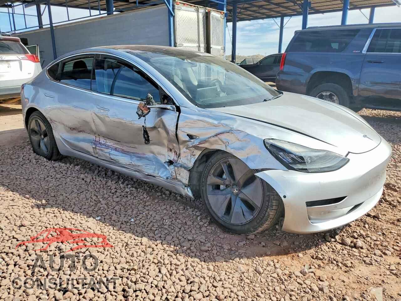 TESLA MODEL 3 2018 - 5YJ3E1EA9JF007067