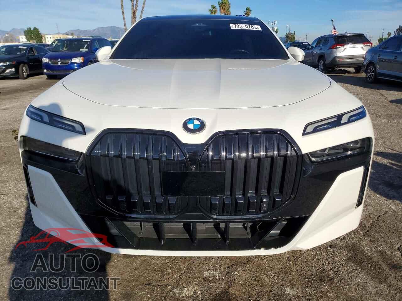 BMW 740 2023 - WBA23EH02PCL71121