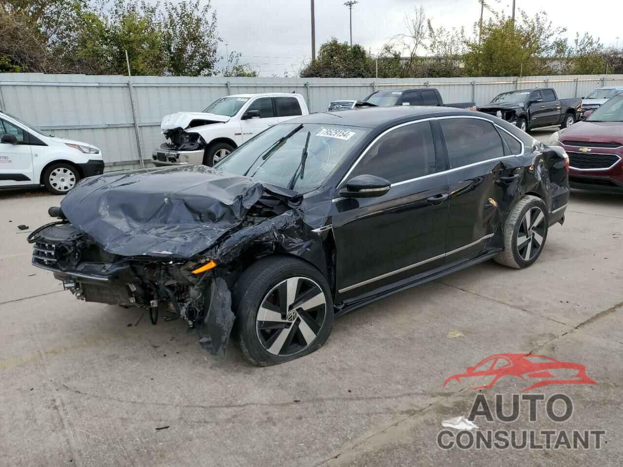 VOLKSWAGEN PASSAT 2017 - 1VWDT7A32HC080970