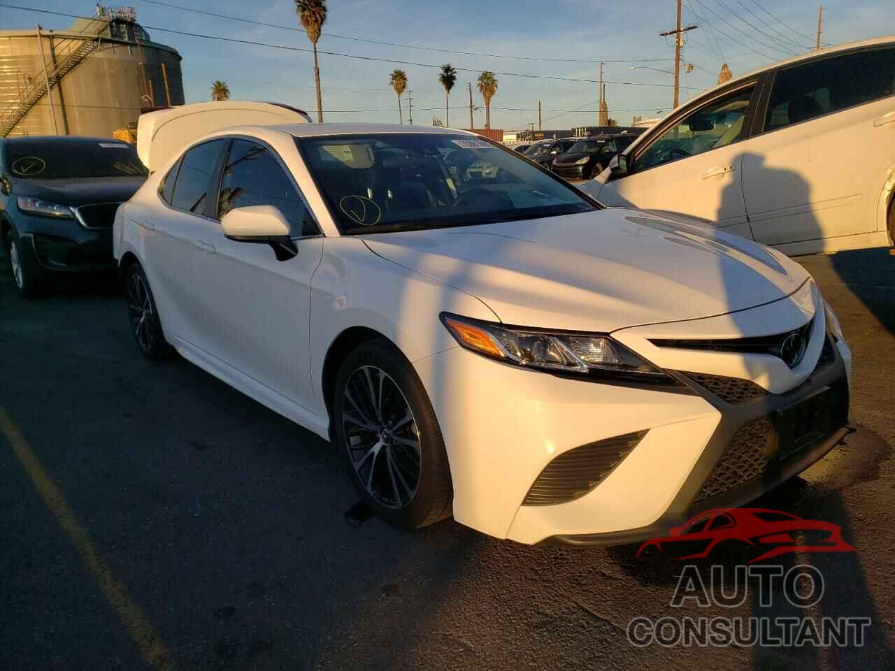 TOYOTA CAMRY 2019 - 4T1B11HK8KU724527