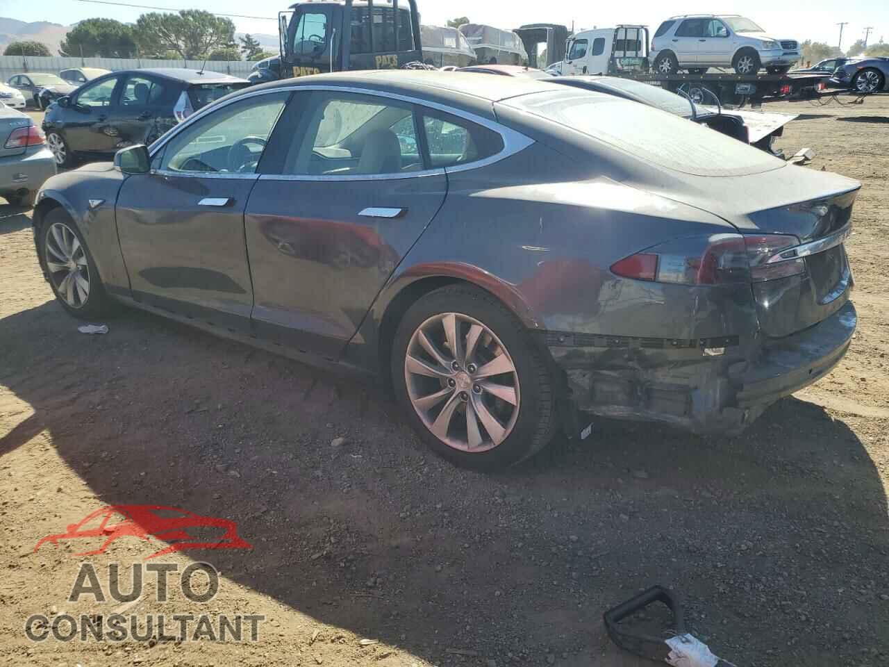 TESLA MODEL S 2016 - 5YJSA1E15GF127724