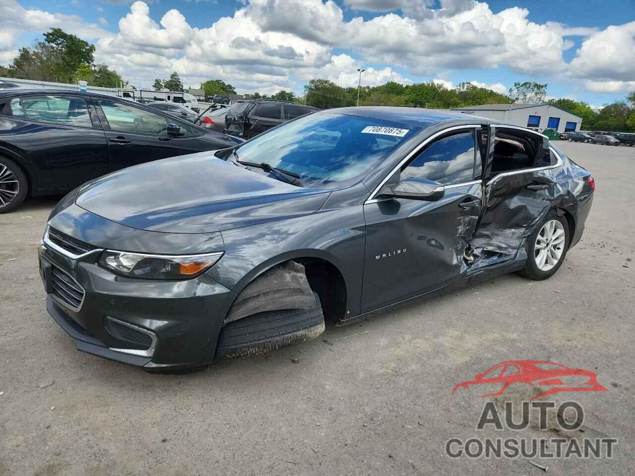 CHEVROLET MALIBU 2018 - 1G1ZD5ST0JF110523