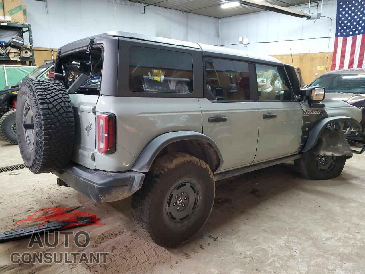 FORD BRONCO 2022 - 1FMEE5DH2NLB48317