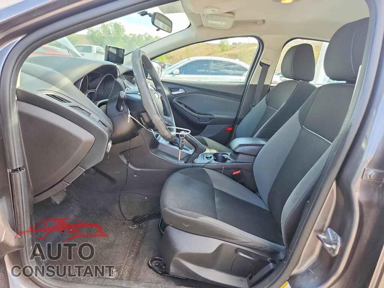 FORD FOCUS 2014 - 1FADP3F29EL281508
