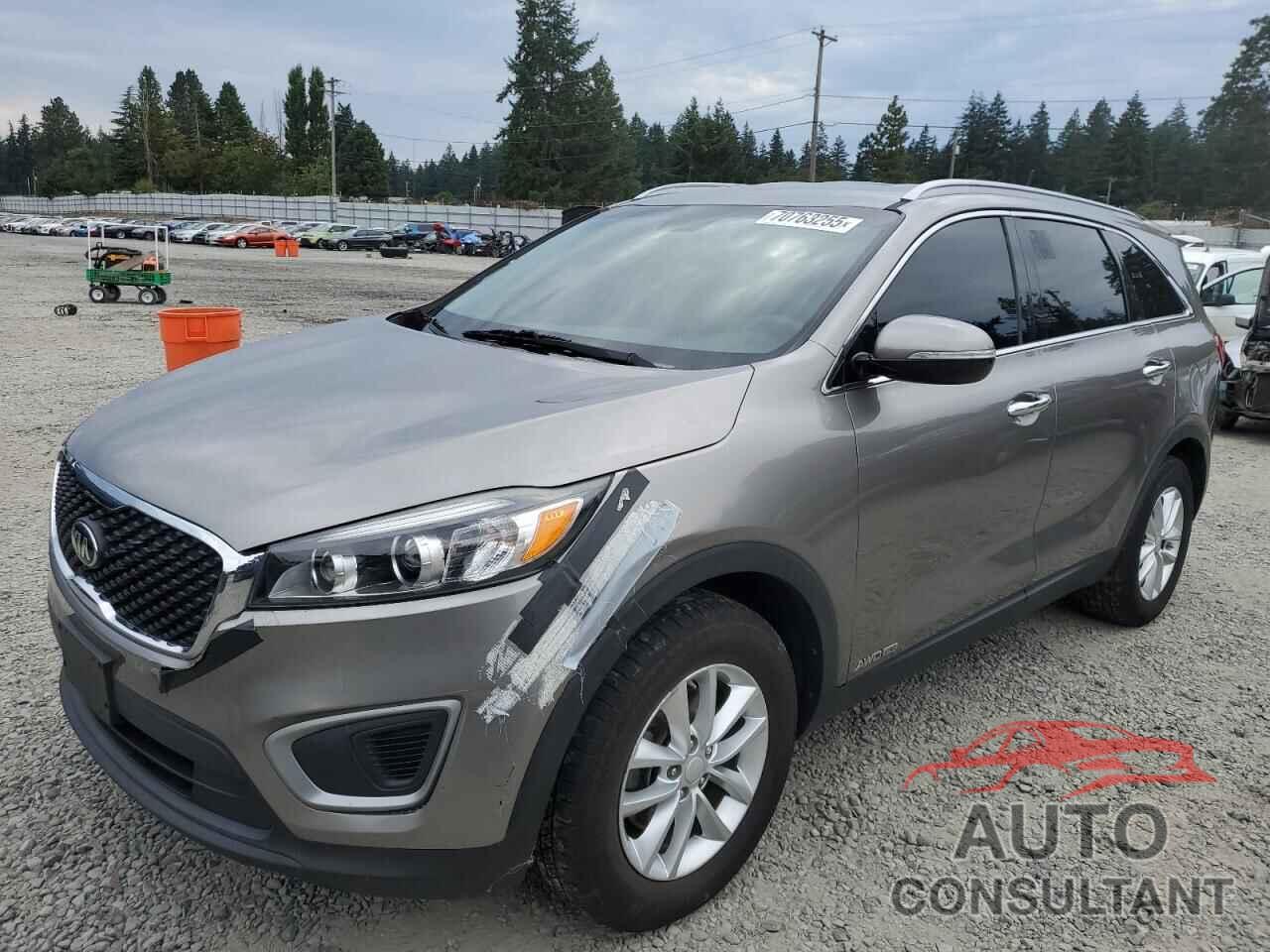 KIA SORENTO 2017 - 5XYPGDA59HG275979