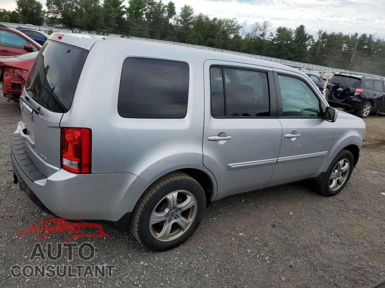 HONDA PILOT 2014 - 5FNYF4H43EB003256