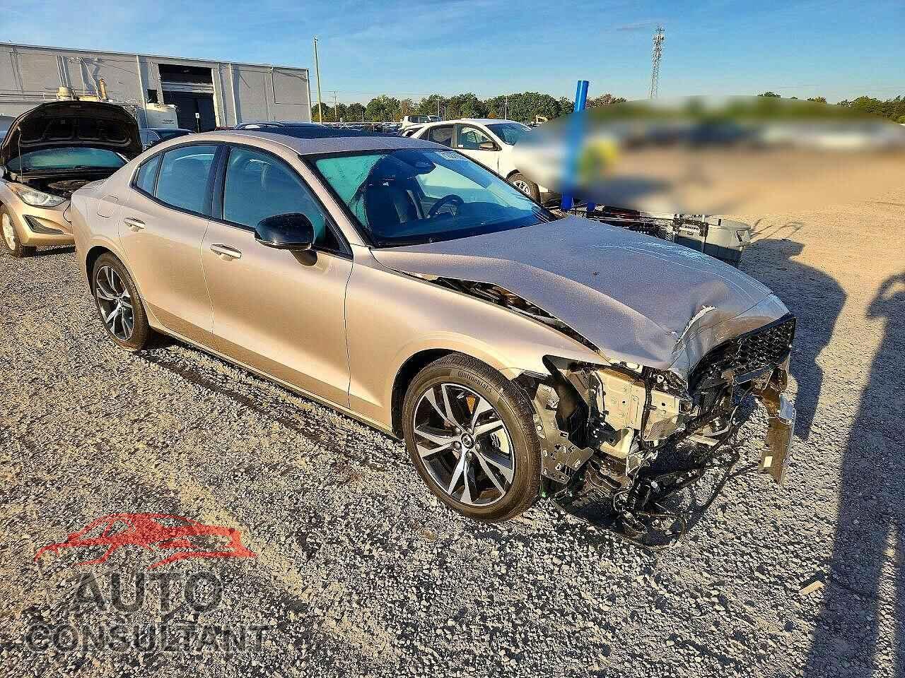 VOLVO S60 2024 - 7JRL12TL2RG299850