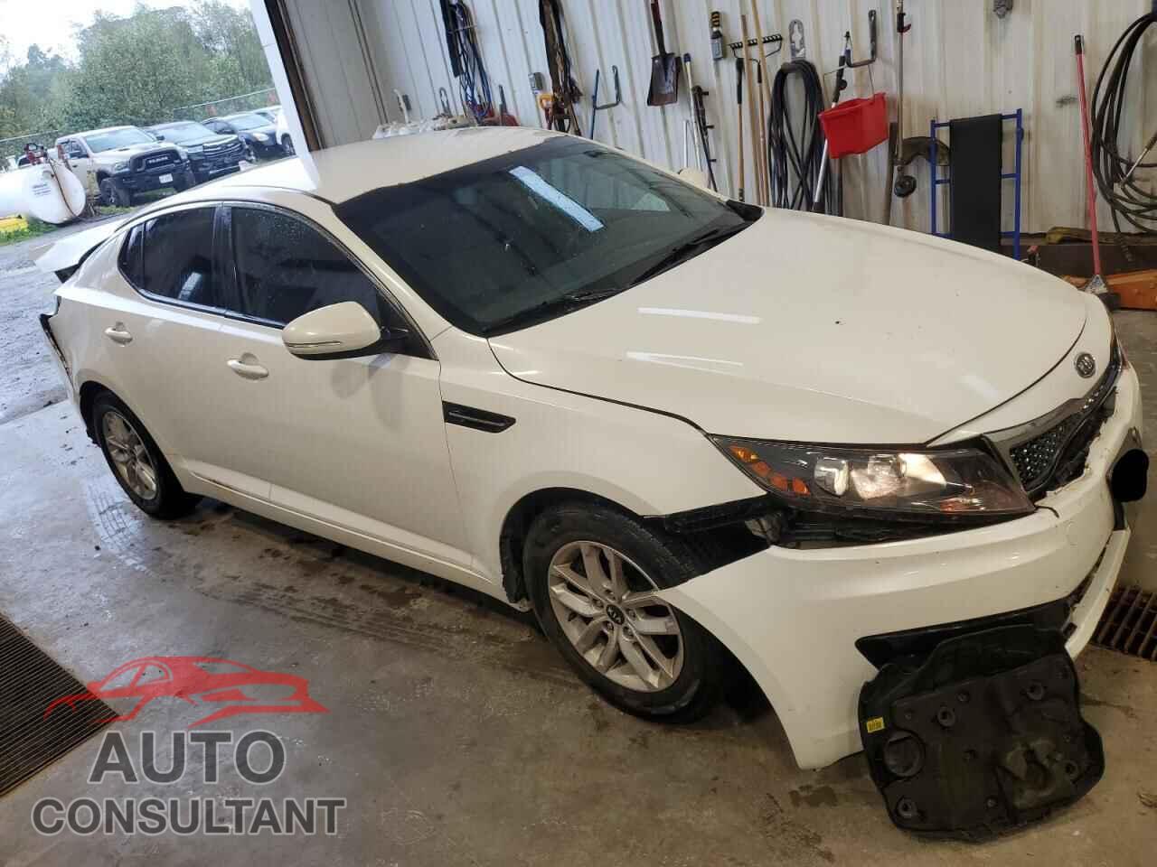 KIA OPTIMA 2011 - KNAGM4A78B5195578