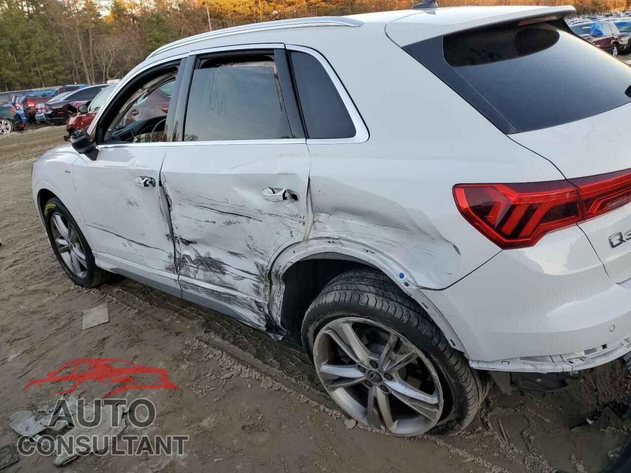 AUDI Q3 2020 - WA1DECF35L1089210