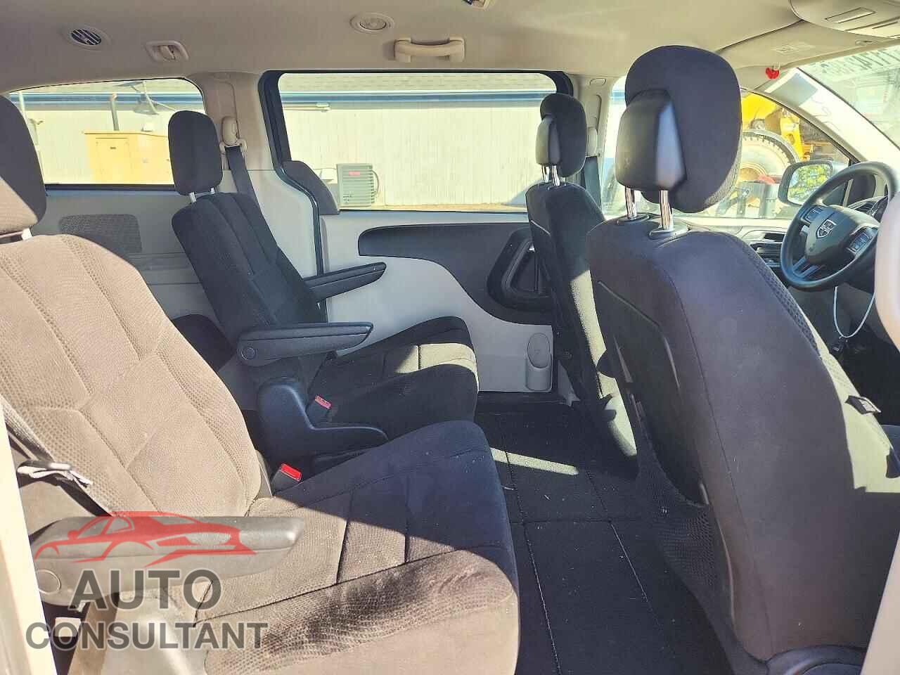 DODGE CARAVAN 2013 - 2C4RDGBG7DR803849