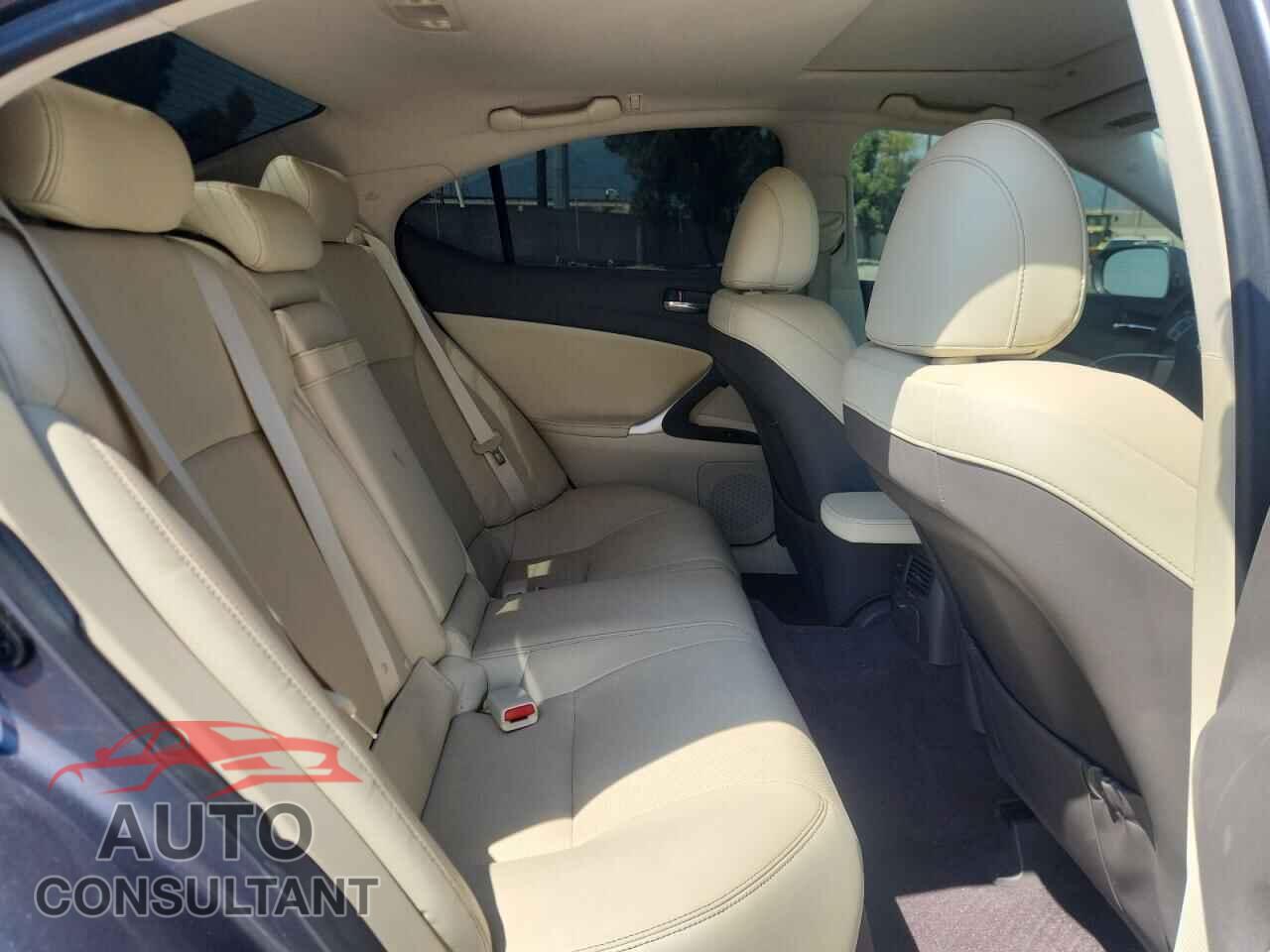 LEXUS IS 2012 - JTHBF5C29C5167903